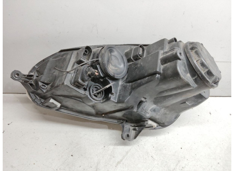 Фара правая к Volkswagen Golf, 2007г.