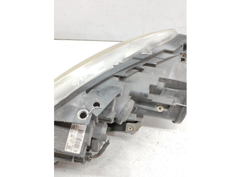 Фара правая к Volkswagen Golf, 2009г.