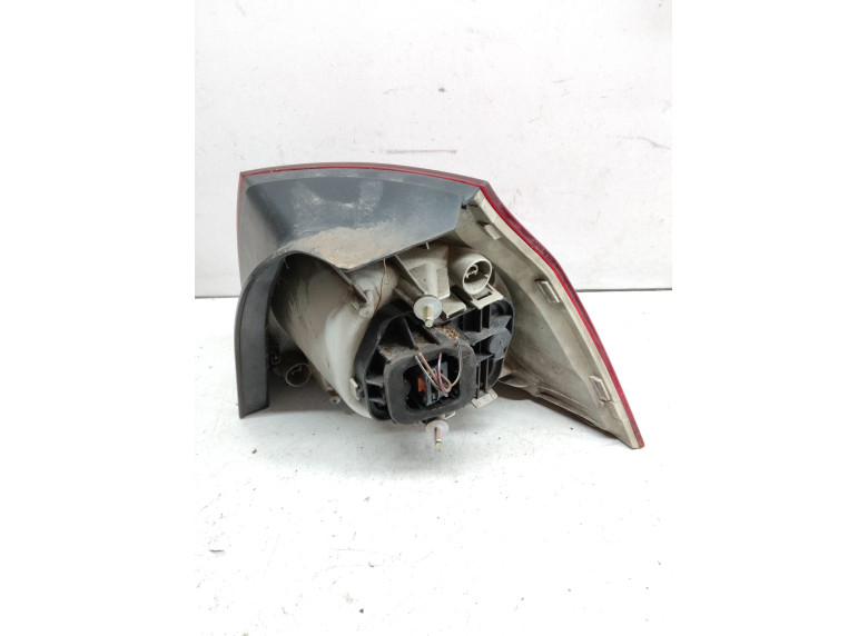 Фонарь задний левый к Volkswagen Golf, 2004г.