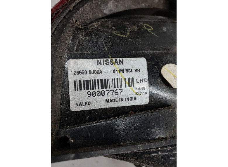 Фонарь задний правый к Nissan NV200, 2012г.
