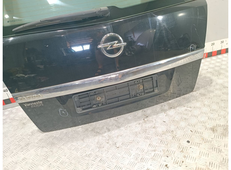 Накладка подсветки номера к Opel Zafira, 2008г.