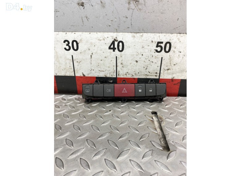 Кнопка аварийной сигнализации к Citroen Jumper undefined г.