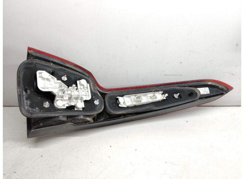 Фонарь задний правый к Volvo V50, 2008г.
