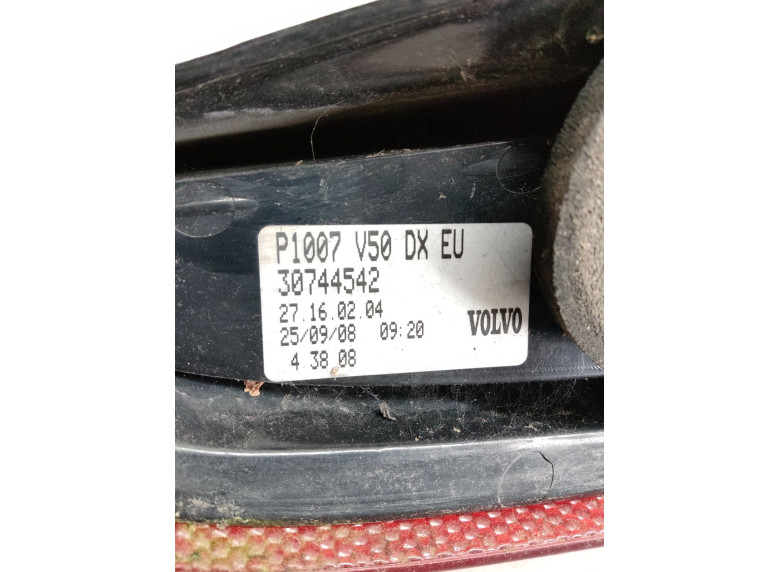 Фонарь задний правый к Volvo V50, 2008г.