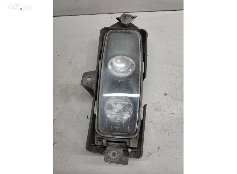 Фара противотуманная левая к Renault Midlum undefined г.
