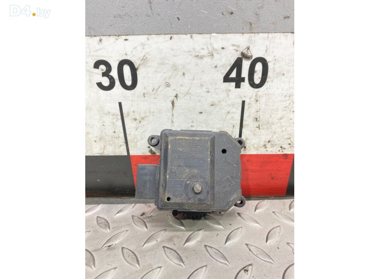 Моторчик заслонки печки к Opel Zafira undefined г.