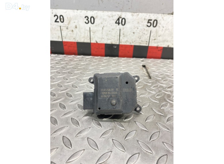 Моторчик заслонки печки к Opel Zafira undefined г.