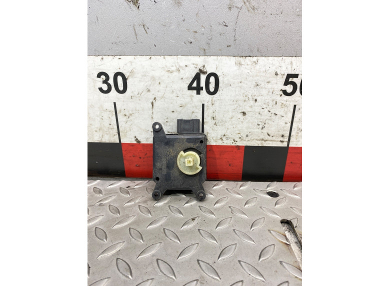 Моторчик заслонки печки к Opel Zafira, 2003г.