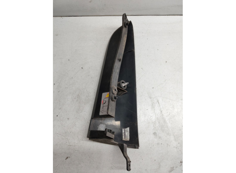 Накладка декоративная к Renault Logan, 2009г.