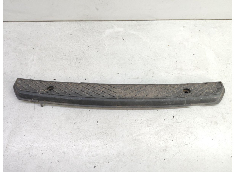 Заглушка (решетка) в бампер передний к Mercedes Sprinter, 2006г.