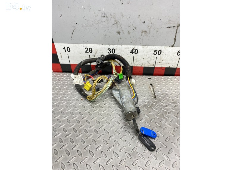 Замок зажигания к Renault Midlum undefined г.