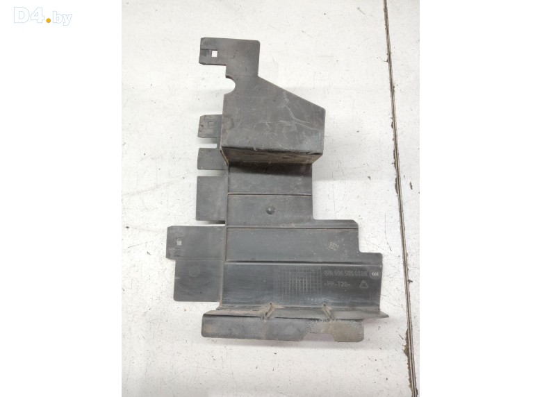 Пластик моторного отсека к Mercedes Sprinter undefined г.