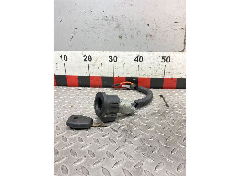 Замок зажигания к Opel Movano, 2001г.