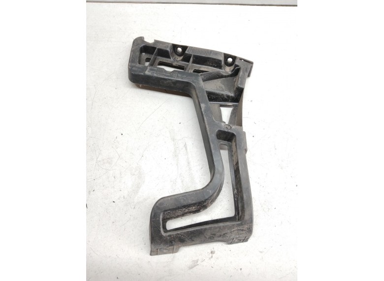 Кронштейн крепления бампера заднего к Peugeot 5008