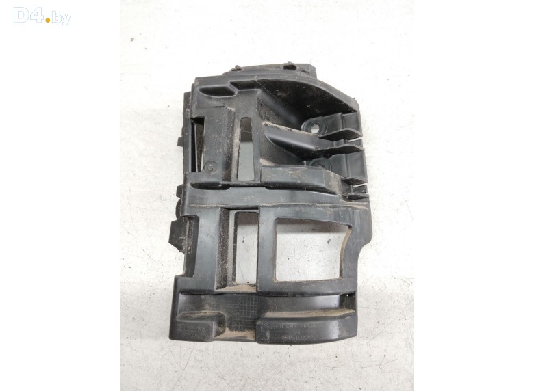 Кронштейн крепления бампера заднего к Peugeot 5008 undefined г.