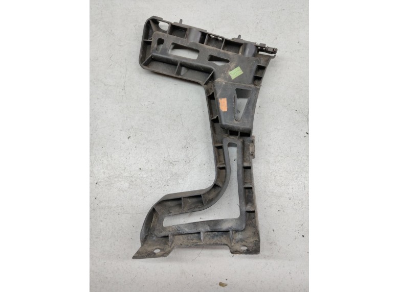 Кронштейн крепления бампера заднего к Кронштейн крепления бампера заднего к Peugeot 5008 undefined г. 5008