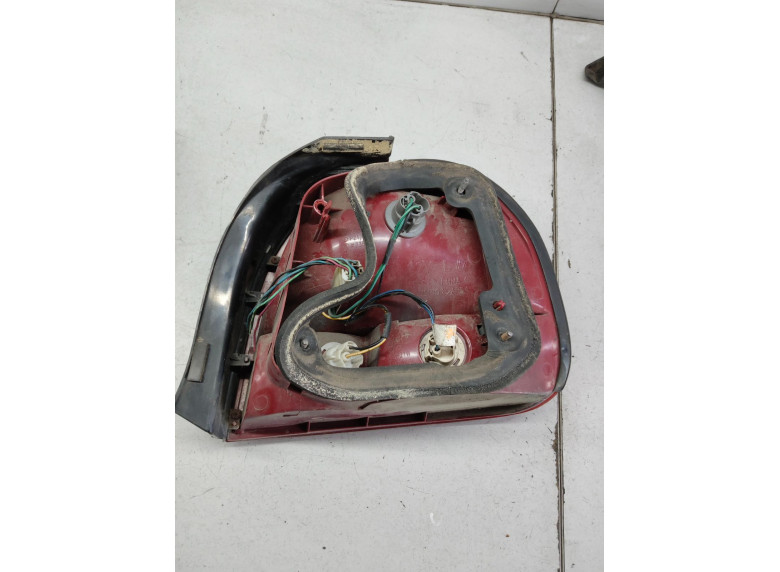 Фонарь задний левый к Hyundai Sonata, 2000г.