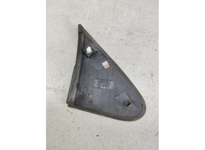 Накладка крыла (уголок зеркала) переднего левого к Peugeot Partner, 2014г.