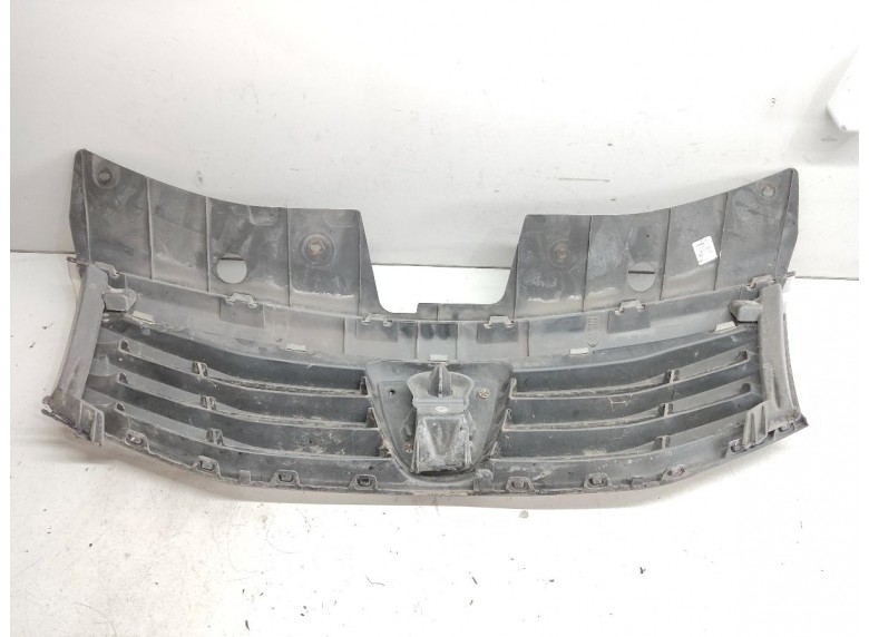 Решетка радиатора к Решетка радиатора к Dacia Sandero undefined г. Sandero