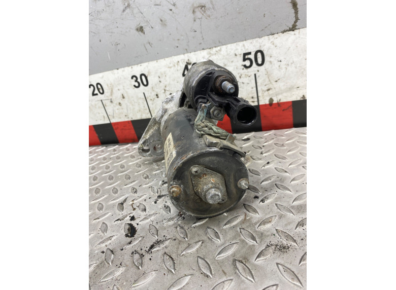 Стартер к Volkswagen Golf, 2011г.