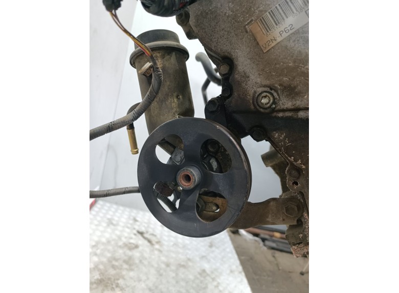 Насос гидроусилителя руля к Toyota Yaris