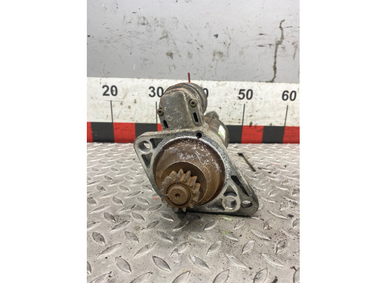 Стартер к Volkswagen Passat, 2010г.