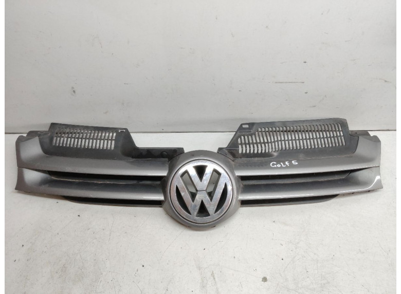 Решетка радиатора к Volkswagen Golf, 2006г.