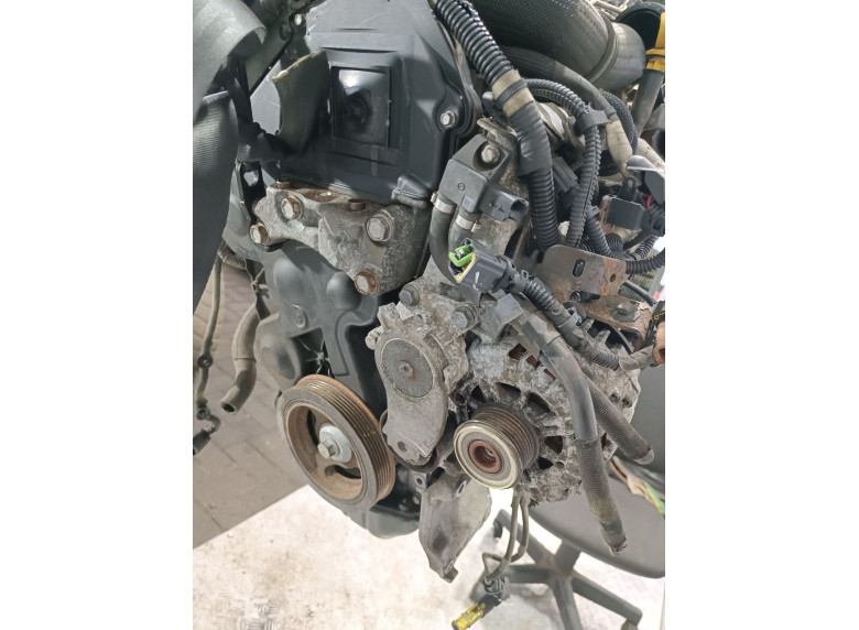Двигатель к Peugeot 207, 2010г.