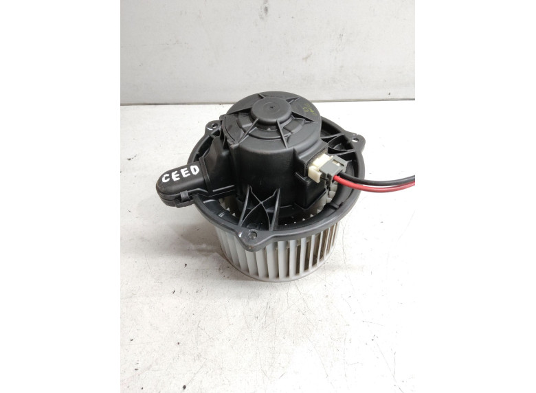 Моторчик печки к Kia Ceed