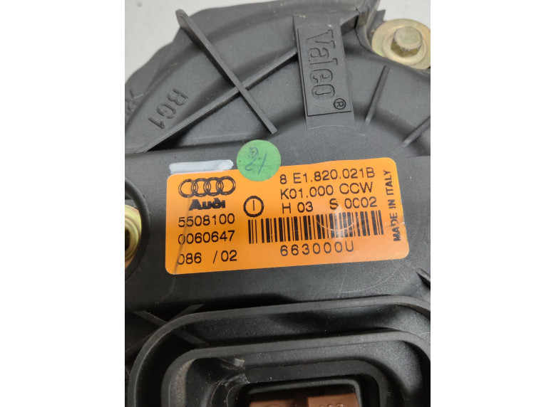 Моторчик печки к Audi A4, 2002г.