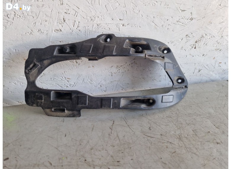 Кронштейн крепления фары противотуманной левой к Peugeot 5008 undefined г.
