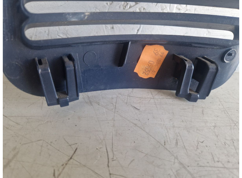 Пластик багажника к Volkswagen Sharan, 2000г.