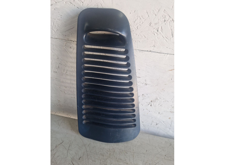 Пластик багажника к Volkswagen Sharan, 2000г.