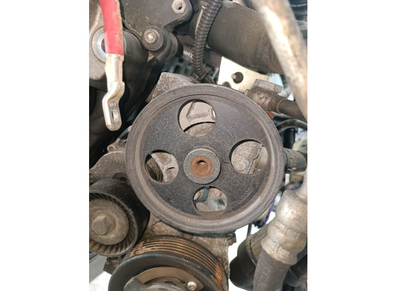 Насос гидроусилителя руля к Opel Insignia, 2010г.