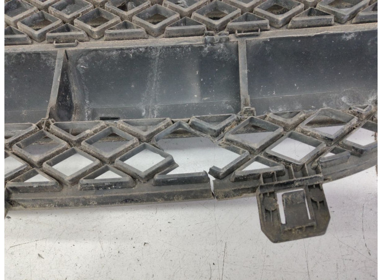 Решетка радиатора к Mercedes Sprinter, 2006г.