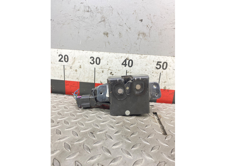 Замок багажника к Opel Insignia, 2010г.