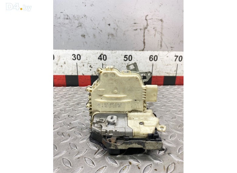 Замок двери передней правой к Audi Q7 undefined г.