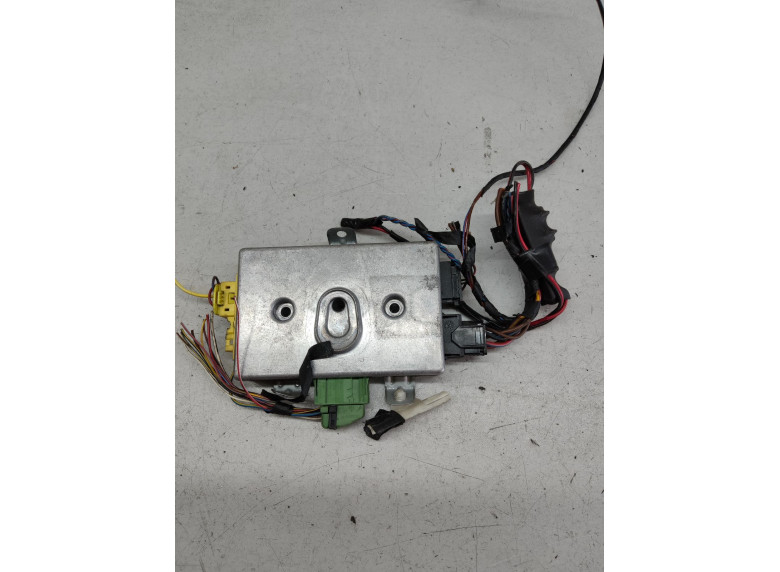 Блок управления двери передней правой к BMW 5 E60/E61, 2004г.