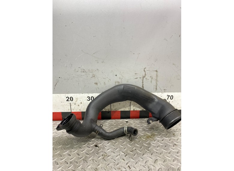 Патрубок воздушного фильтра к Peugeot 607