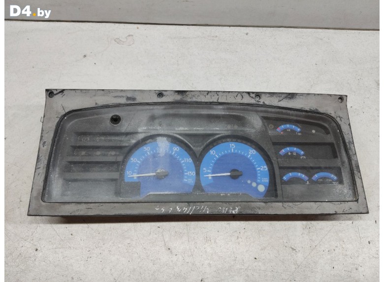 Щиток приборов (приборная панель) к Renault Magnum undefined г.