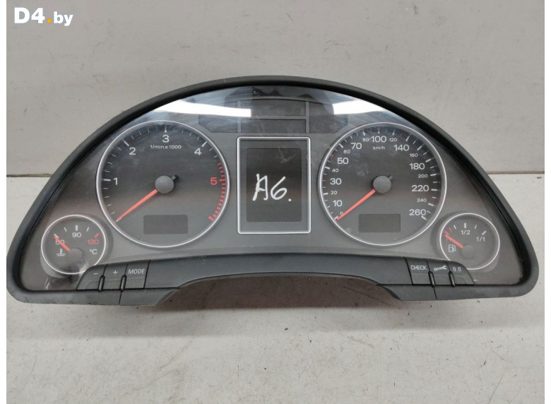 Щиток приборов (приборная панель) к Audi A4 undefined г.