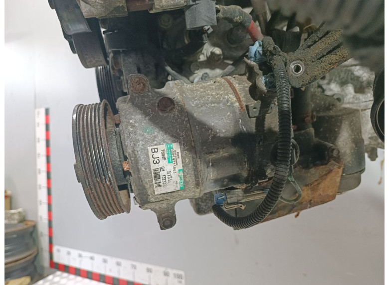 Компрессор кондиционера к Opel Insignia, 2010г.