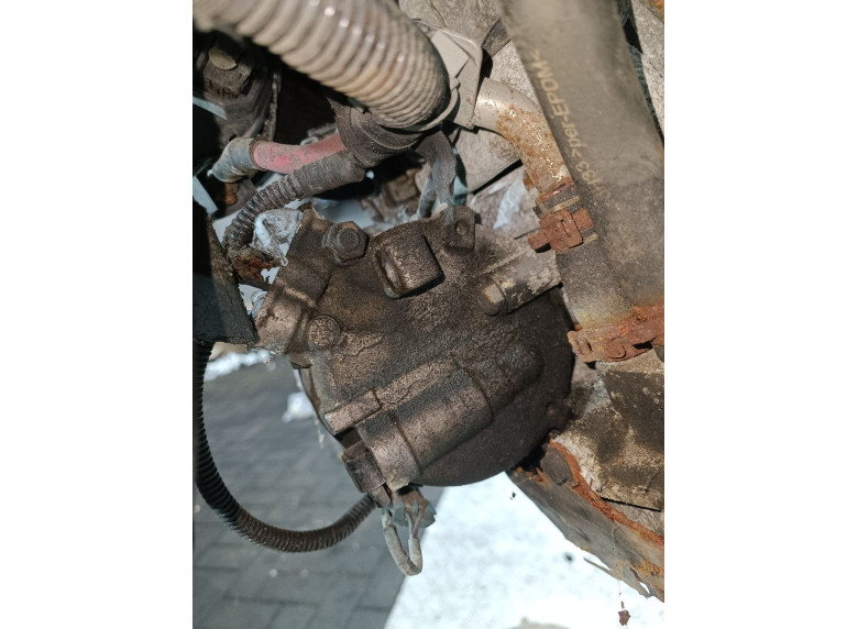 Компрессор кондиционера к Opel Insignia, 2010г.