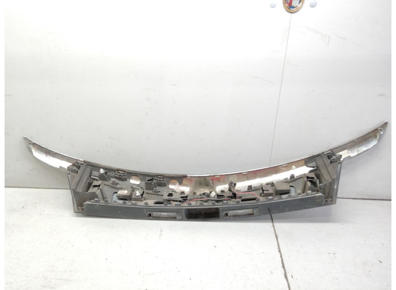 Накладка подсветки номера к Opel Insignia, 2010г.