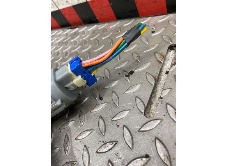 Замок зажигания к Замок зажигания к Kia Rio undefined г. Rio