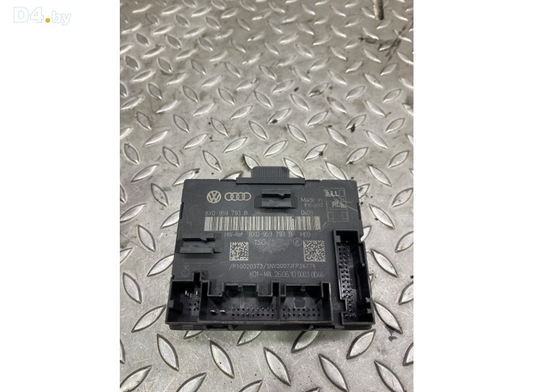 Блок управления двери к Audi Q3 undefined г.