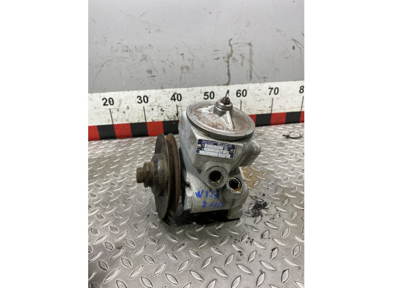 Насос гидроусилителя руля к Mercedes E W123, 1985г.