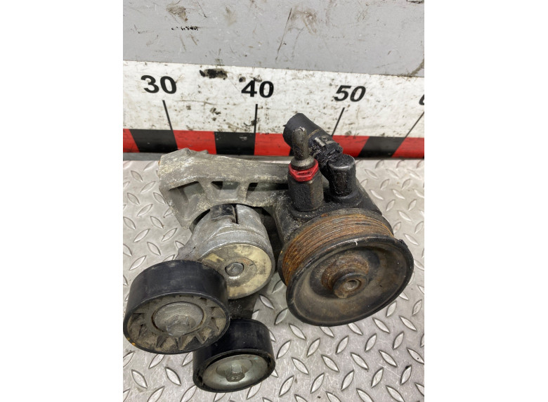 Насос гидроусилителя руля к Iveco Daily, 2011г.