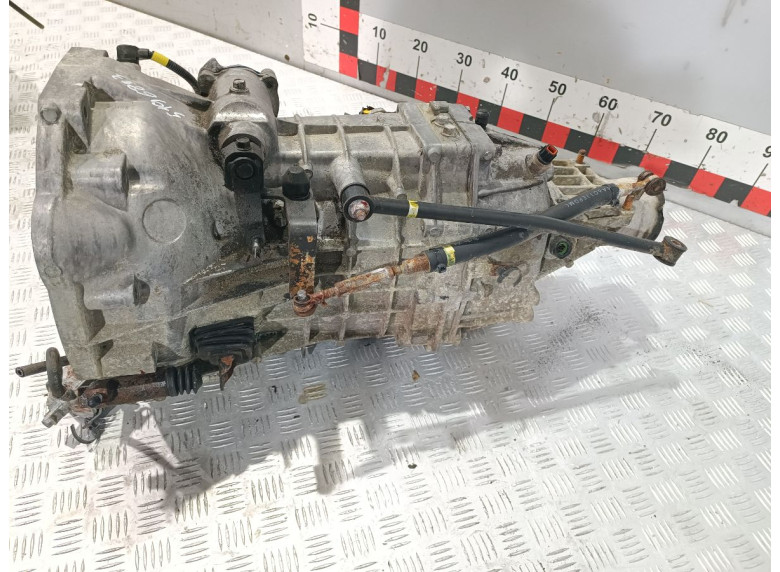 КПП механическая (МКПП) к Hyundai H200, 2005г.