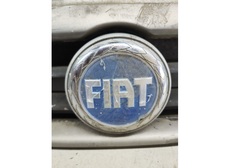 Решетка радиатора к Fiat Ducato, 2003г.